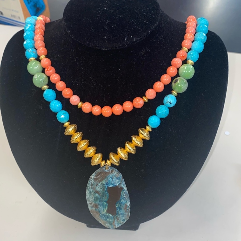 - NEW Studio BARSE Necklace Magnesite Coral Jasper